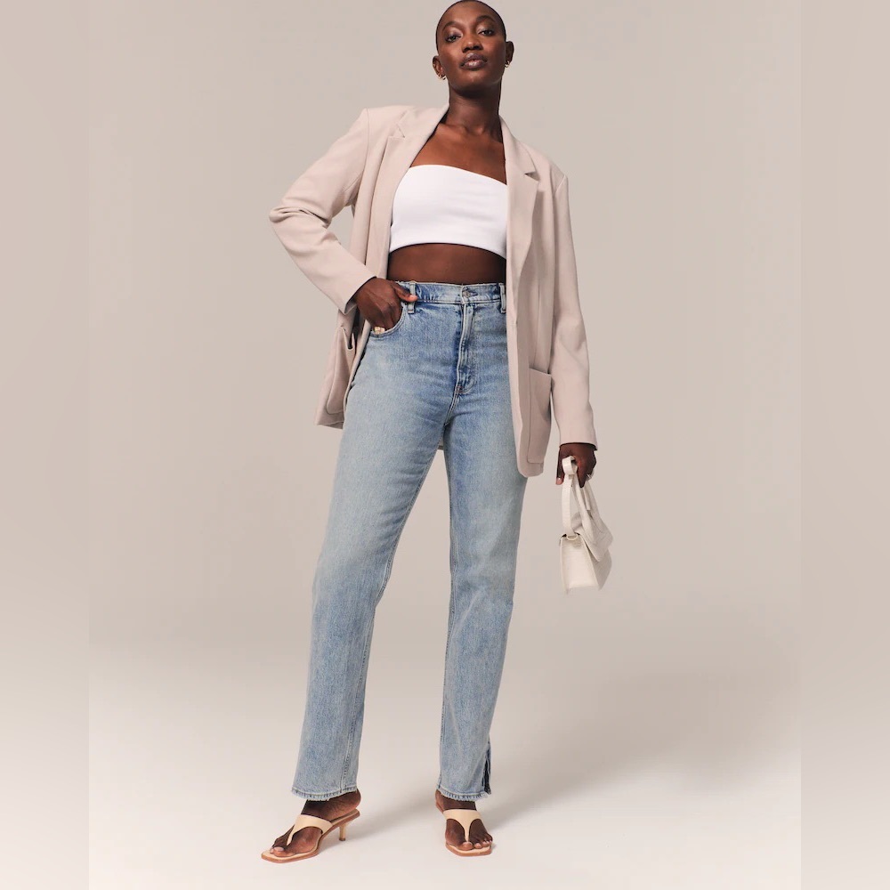 Abercrombie Curve Love Ultra High Rise 90s Straight Jean